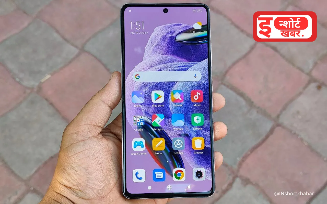 Redmi Note 12 5G मोबाइल फोन 4GB रैम के साथ मिल रहा है इतने सस्ते में, इंस्टाग्राम रील बनाने के लिए है बेस्ट फोन !