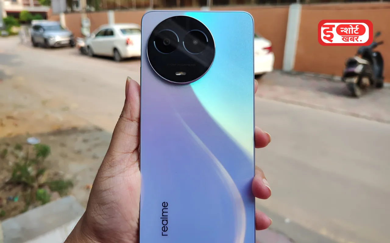 BUSINESS IDEA 1 25 Realme के इस स्मार्टफोन को खरीदने के लिए लड़कियों की लग गई लाइन, कैमरा पर फिसली नजरे ! Realme के इस स्मार्टफोन को खरीदने के लिए लड़कियों की लग गई लाइन, कैमरा पर फिसली नजरे !